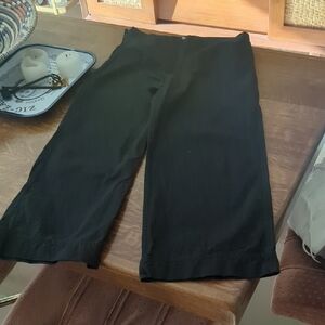 Ali Golden Black Cropped Pants